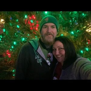 Meet your Posher, Ara